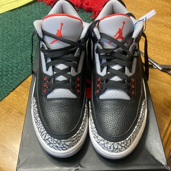Jordan 3 ( PRICE FIRM) - Picture 2 of 9